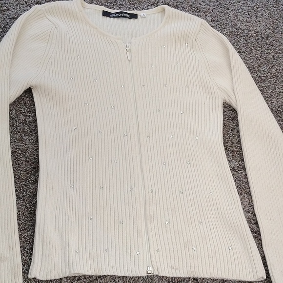 Mesmerize Sweater Zip Up - Picture 1 of 3